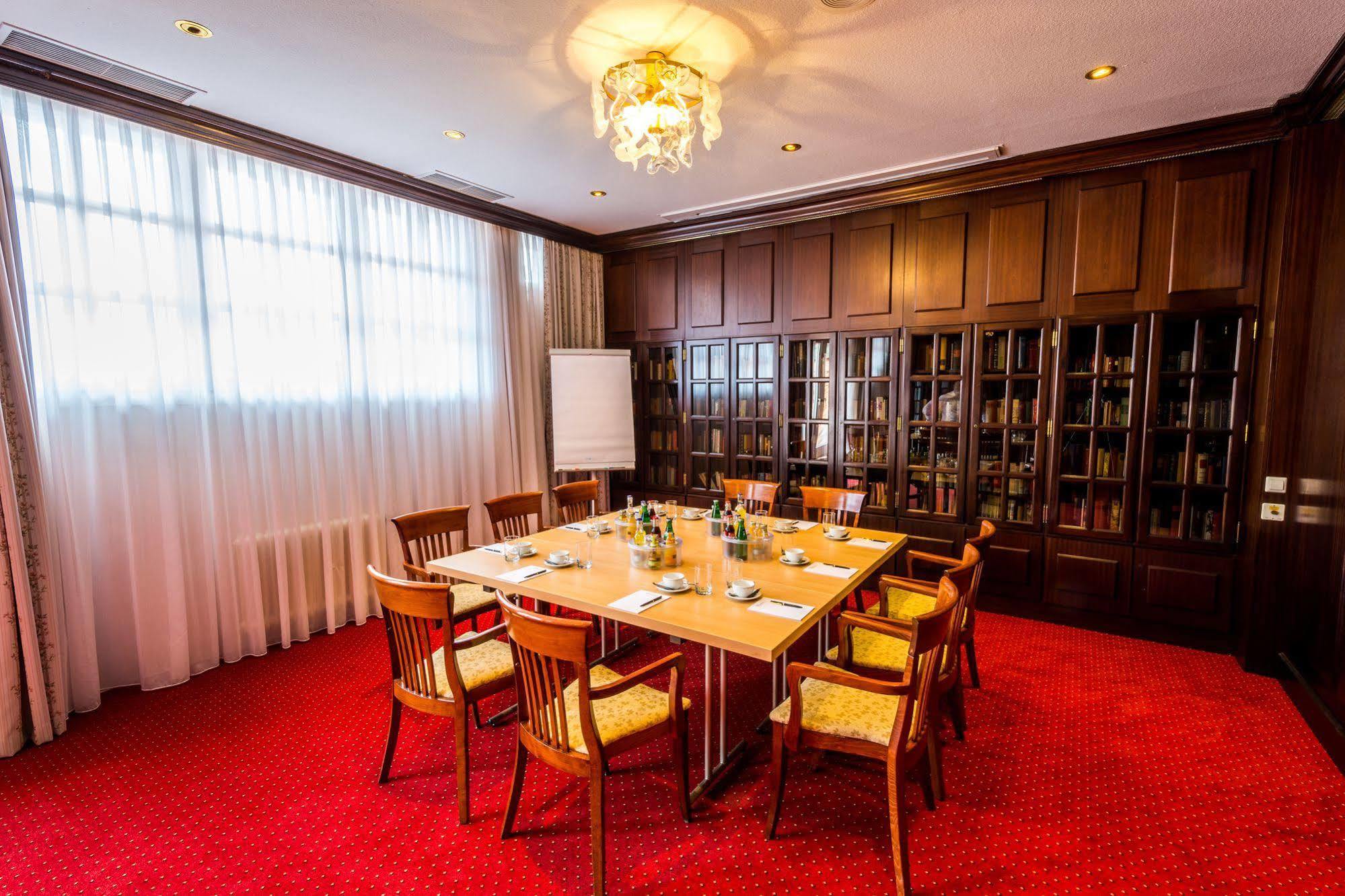 Sachsenwald Hotel راينبك المظهر الخارجي الصورة